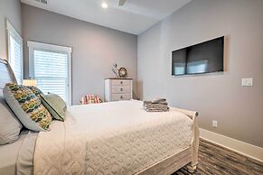 Bright Coastal Abode With Porch & Beach Access!