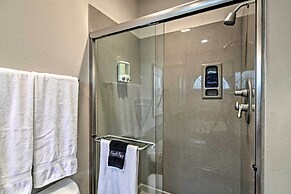 Expansive Townhome w/ Game Room & Community Pool