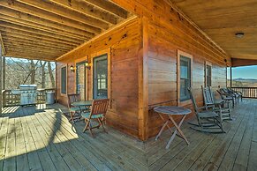 Decks & Panoramic Views: Rustic Sparta Cabin