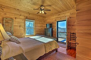 Decks & Panoramic Views: Rustic Sparta Cabin
