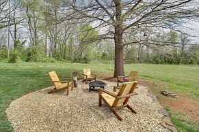 Pet-friendly Cottage With Game Room & Fire Pit!
