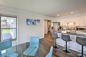 Boat Dock & Kayaks: Waterfront Hot Springs Home!