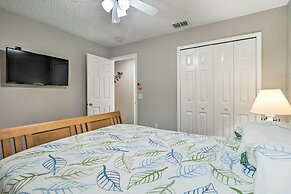 Kissimmee Retreat: Fenced-in Yard w/ Pool!