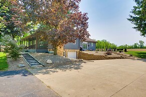 Spacious Massillon Log Cabin w/ Fire Pit!
