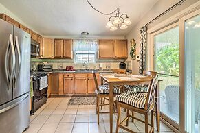 Cozy Canalfront Home < 2 Miles to Hudson Beach!