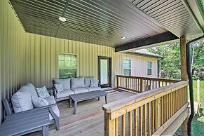 New Everything! Comfy Home w/ Deck & Trail Access!