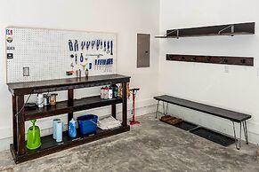 New Everything! Comfy Home w/ Deck & Trail Access!