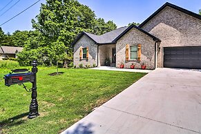 New Everything! Comfy Home w/ Deck & Trail Access!
