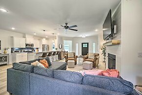 New Everything! Comfy Home w/ Deck & Trail Access!