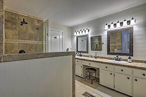 Modern Townhome w/ Patio, Next Door to Resort