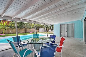 Sarasota Home w/ Large Backyard & Water Access