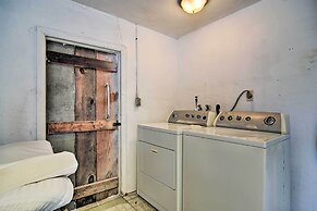 Sarasota Home w/ Large Backyard & Water Access