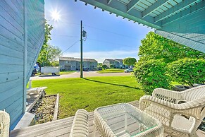 Sunny South Haven Condo < 1 Mi to Beaches!