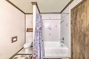 House of Angels Retreat w/ Deck Near Winter Park