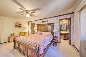 House of Angels Retreat w/ Deck Near Winter Park