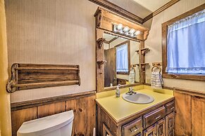 House of Angels Retreat w/ Deck Near Winter Park