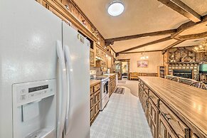 House of Angels Retreat w/ Deck Near Winter Park