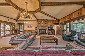 House of Angels Retreat w/ Deck Near Winter Park