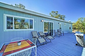 Calm Retreat w/ Ponds ~ 12 Mi to Somerville Lake