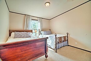 Calm Retreat w/ Ponds ~ 12 Mi to Somerville Lake