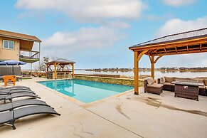 Lakefront Wichita Falls Home w/ Pool & Hot Tub