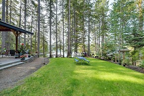 Bremerton Vacation Rental w/ Hot Tub & Lake Access