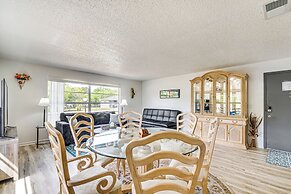 10 Mi to Dtwn Ocala: Dog-friendly Home w/ Fire Pit