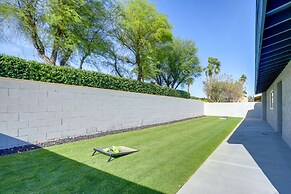 Theater Room & Pool Deck: Retreat in Palm Desert!