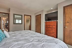 1 Mi to Shops & Dining: Idyllic Lakeside Getaway!