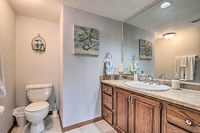 1 Mi to Shops & Dining: Idyllic Lakeside Getaway!