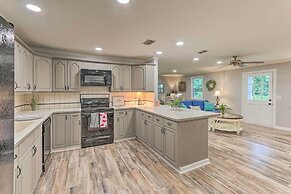 1 Mi to Old Town Bluffton: Home w/ Screened Porch