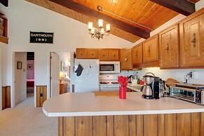 Mountaintop Condo w/ Great Mt Washington View