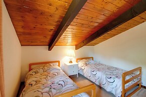 Mountaintop Condo w/ Great Mt Washington View