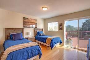 Vallejo Home w/ Spacious Deck, Hot Tub & Views
