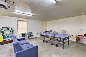 Welcoming Tow Home ~ 1 Mi to Lake Buchanan!