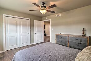 Welcoming Tow Home ~ 1 Mi to Lake Buchanan!