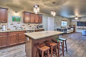 Welcoming Tow Home ~ 1 Mi to Lake Buchanan!