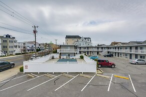 Ocean City Condo w/ Pool: Walk to Boardwalk!