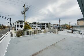 Ocean City Condo w/ Pool: Walk to Boardwalk!