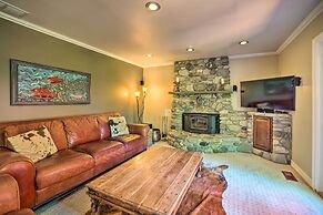 Beautiful Wine Country Home w/ Hot Tub & Lake View