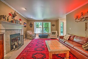 Beautiful Wine Country Home w/ Hot Tub & Lake View