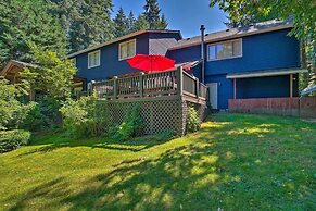 Beautiful Wine Country Home w/ Hot Tub & Lake View