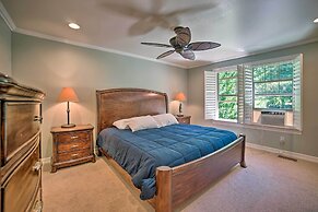 Beautiful Wine Country Home w/ Hot Tub & Lake View