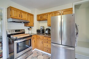 Charming Tacoma Vacation Home w/ Fenced Yard