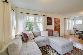 Charming Tacoma Vacation Home w/ Fenced Yard