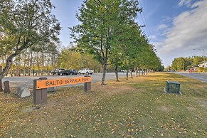 Charming Anchorage Home w/ Grill + Deck!