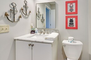 Walk to Beach: Villa w/ Balcony in Hilton Head!