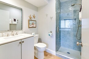 Walk to Beach: Villa w/ Balcony in Hilton Head!