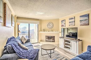 Family-friendly Myrtle Beach Condo + Pool Access