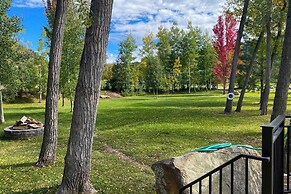 Dolores Ranch Cabin w/ Hot Tub & 1-acre Yard!